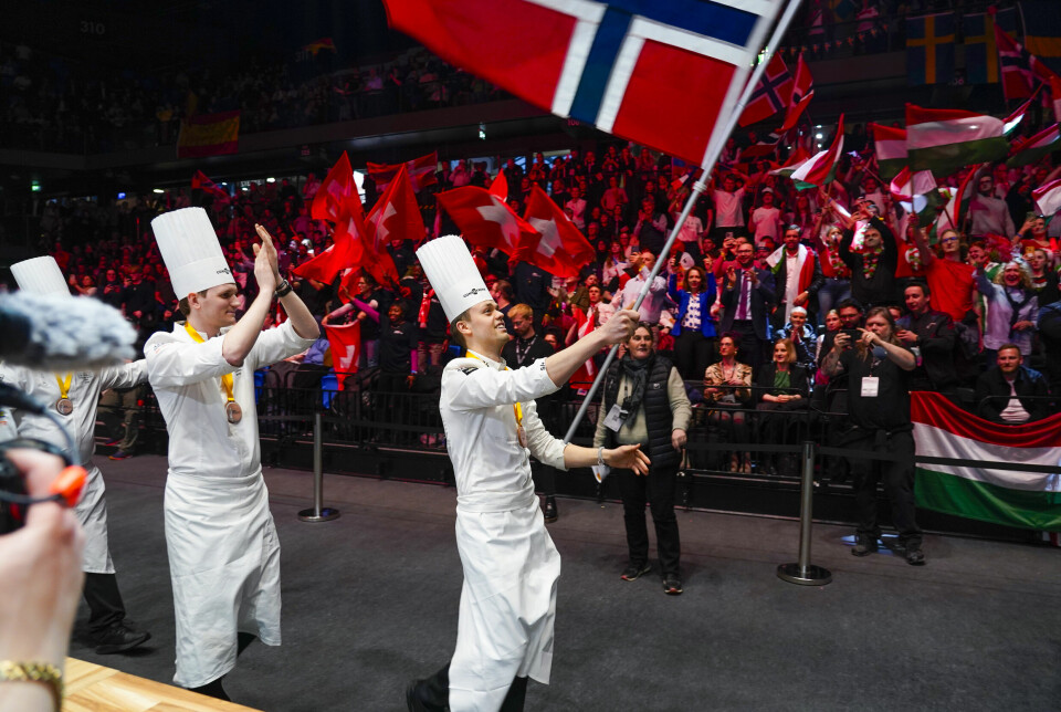 Norge har fortsatt til gode å ende utenfor pallen i Bocuse d'Or Europe. I 2024 ble det bronse for commis Grunde Gillund (foran) og hovedkandidat Håvard Werkland.