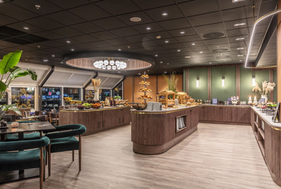 Fra frokostområdet på nyrenovert Radisson Blu Royal Garden Hotel i Trondheim. Fra frokostområdet på nyrenovert Radisson Blu Royal Garden Hotel i Trondheim.