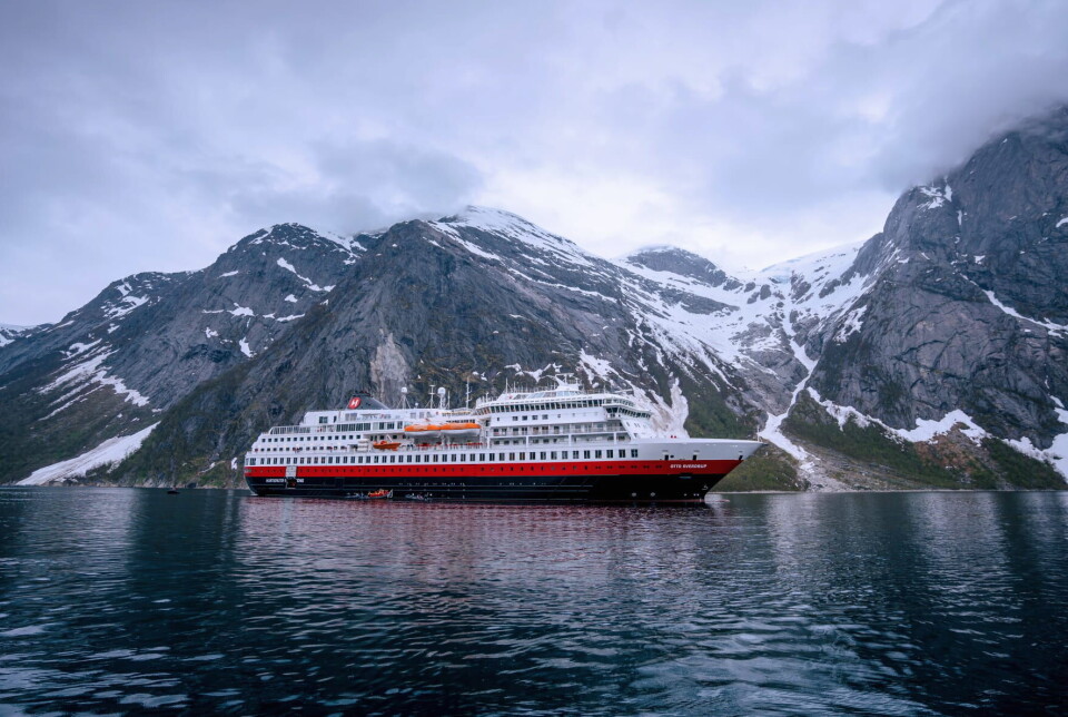 Kåringen av landets beste hotellfrokost i 2024 er i gang. For første gang siden starten av Twinings Best Breakfast startet i 2005, er Hurtigruten nominert til semifinalen - med frokosten på MS Otto Sverdrup. Kåringen av landets beste hotellfrokost i 2024 er i gang. For første gang siden starten av Twinings Best Breakfast startet i 2005, er Hurtigruten nominert til semifinalen - med frokosten på MS Otto Sverdrup.