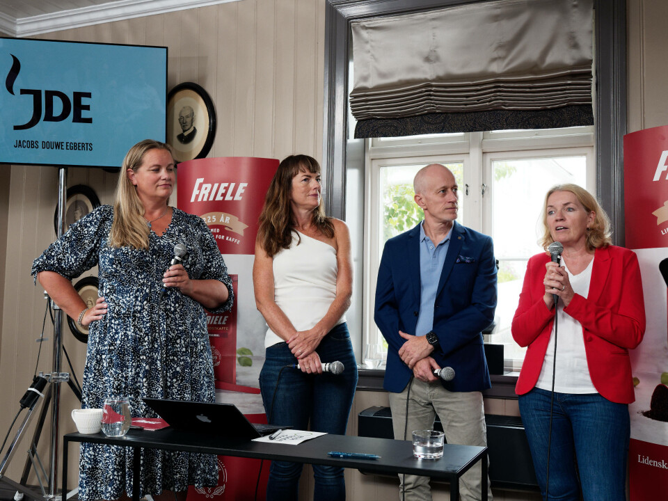 De diskuterte kaffeordninger på Arendalsuka – fra venstre Eva Gullerud, Heidi Furustøl, Tore Høylie og Marit Holter-Sørensen. De diskuterte kaffeordninger på Arendalsuka – fra venstre Eva Gullerud, Heidi Furustøl, Tore Høylie og Marit Holter-Sørensen.