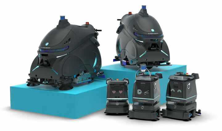 Hele robotfamilien. LionsBot