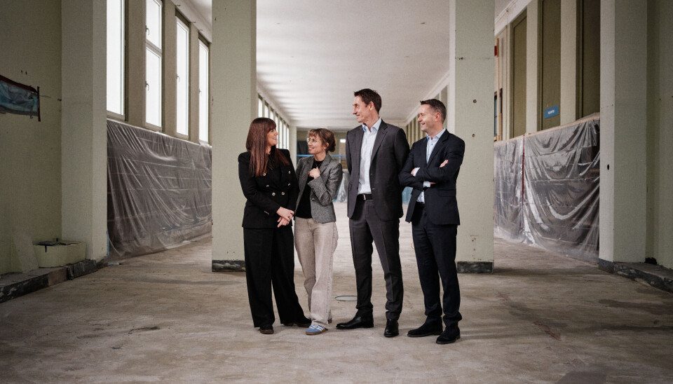 En glad gjeng som møttes på Deich da avtalen var signert. Fra venstre Siri Løining (konsept-og utviklingssjef Deich), Ea Syse Lykke (utleiesjef Deich), Bjørn Tore Furset (eier Fursetgruppen) og Gjøran Sæther (administrerende direktør for Fursetgruppen)