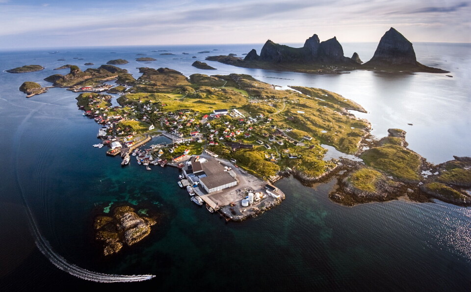 Træna med den markante Trænastaven får en ny og spennende destinasjon våren 2026. Træna med den markante Trænastaven får en ny og spennende destinasjon våren 2026.