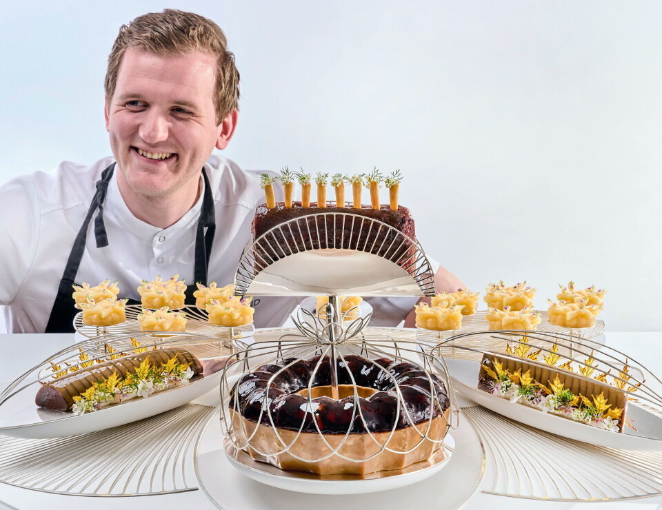 Se hva Håvard Werkland serverer i Bocuse d'Or 2025 i Lyon. Se hva Håvard Werkland serverer i Bocuse d'Or 2025 i Lyon.