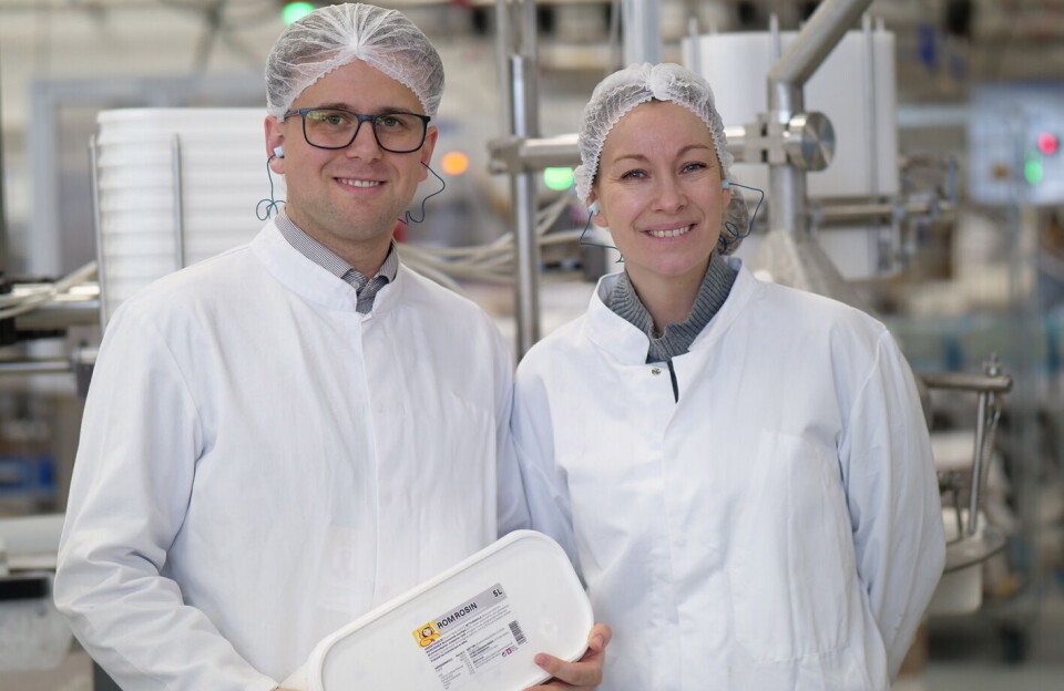 – Vi skal være hele Norges iskrem, og det er viktig for oss å lytte til kundene og forbrukerne våre. Vi tok til oss bekymringene knyttet til tilsetningsstoffene og har jobbet målrettet for å fjerne disse, sier markedsdirektør hos Diplom-Is, Marianne Grøtte (til høyre) – Vi skal være hele Norges iskrem, og det er viktig for oss å lytte til kundene og forbrukerne våre. Vi tok til oss bekymringene knyttet til tilsetningsstoffene og har jobbet målrettet for å fjerne disse, sier markedsdirektør hos Diplom-Is, Marianne Grøtte (til høyre)