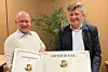 Årets styreleder Geir Jacobsen i NKL Aust-Agder sammen med Hans Petter Andersen fra Evergood Kaffe/Joh. Johannson Kaffe AS.