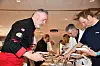 Tre kokker og to grillmestre sørget for at produktene ble tilberedt og servert anonymt til dommerne.