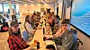 Årets nye kull lærlinger får servert pizza under lærlingtreffet om bord på Havila Capella 1. juli 2026.