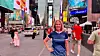 Norges sjømatråds utsending til USA, Katrine Rød Haraldsson, på Times Square i New York,