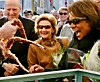 Kong Harald og dronning Sonja blir hyllet av sjømatnæringen, for sin innsats for norsk sjømat rundt om i verden.