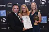 Branko Lazinica, Ingrid Wik Pettersen, og Linda Villø fra Oslo Event Hub under prisutdelingen i Bukarest i Romania.