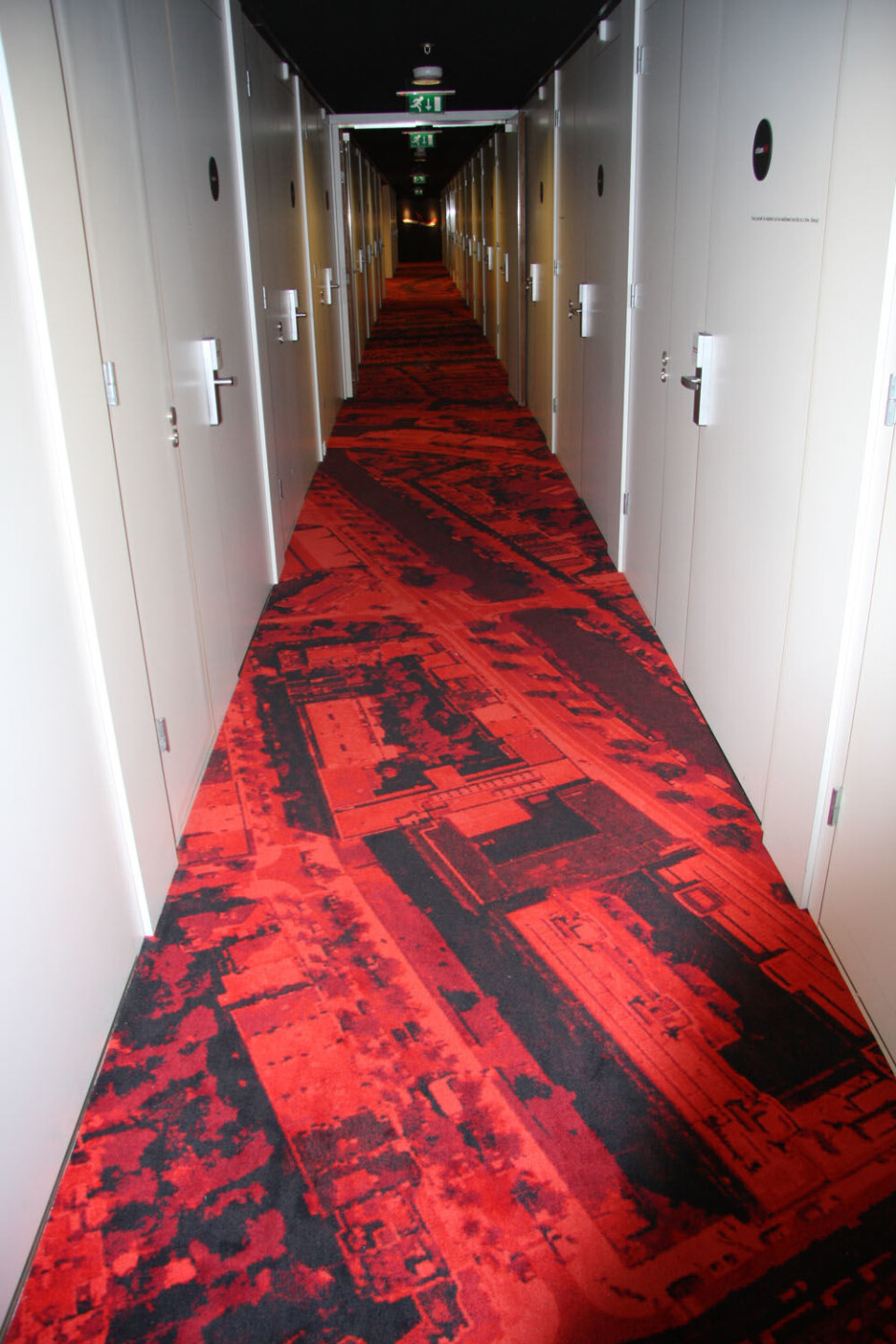 CitizenM korridor (4).JPG