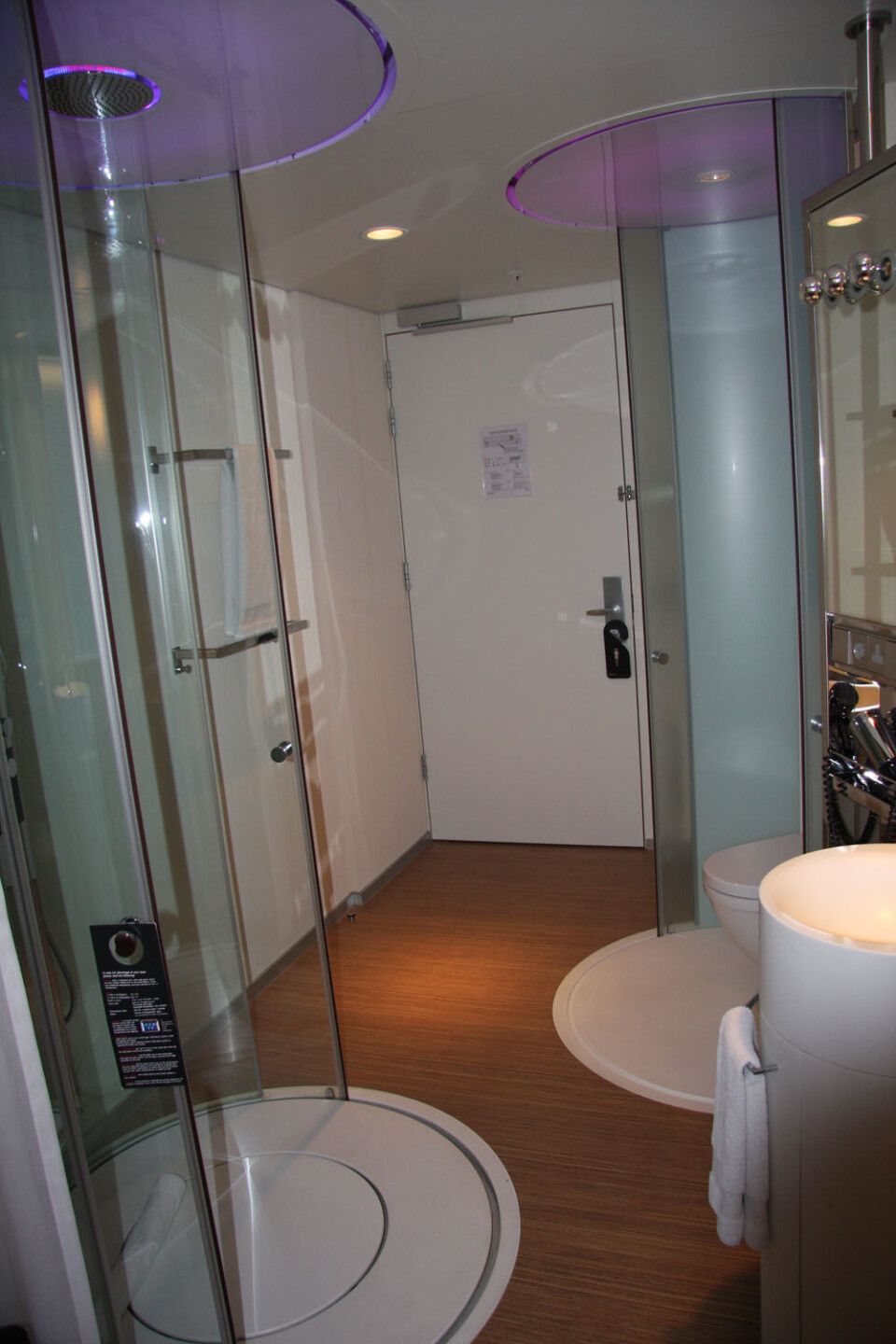 CitizenM rom 218 (6).JPG