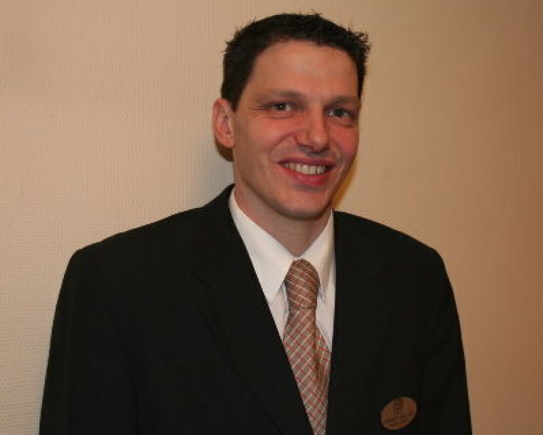 Andrew Walton nett Andrew Walton nett
