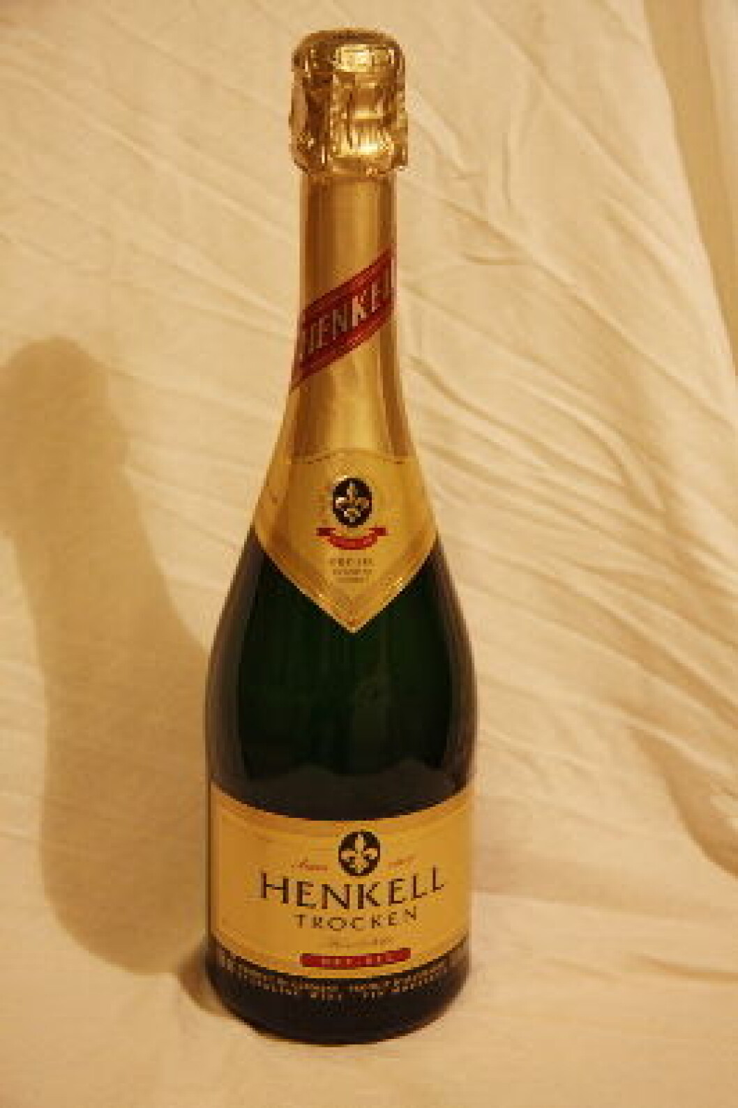 Henkell Trocken (15)b nett Henkell Trocken (15)b nett