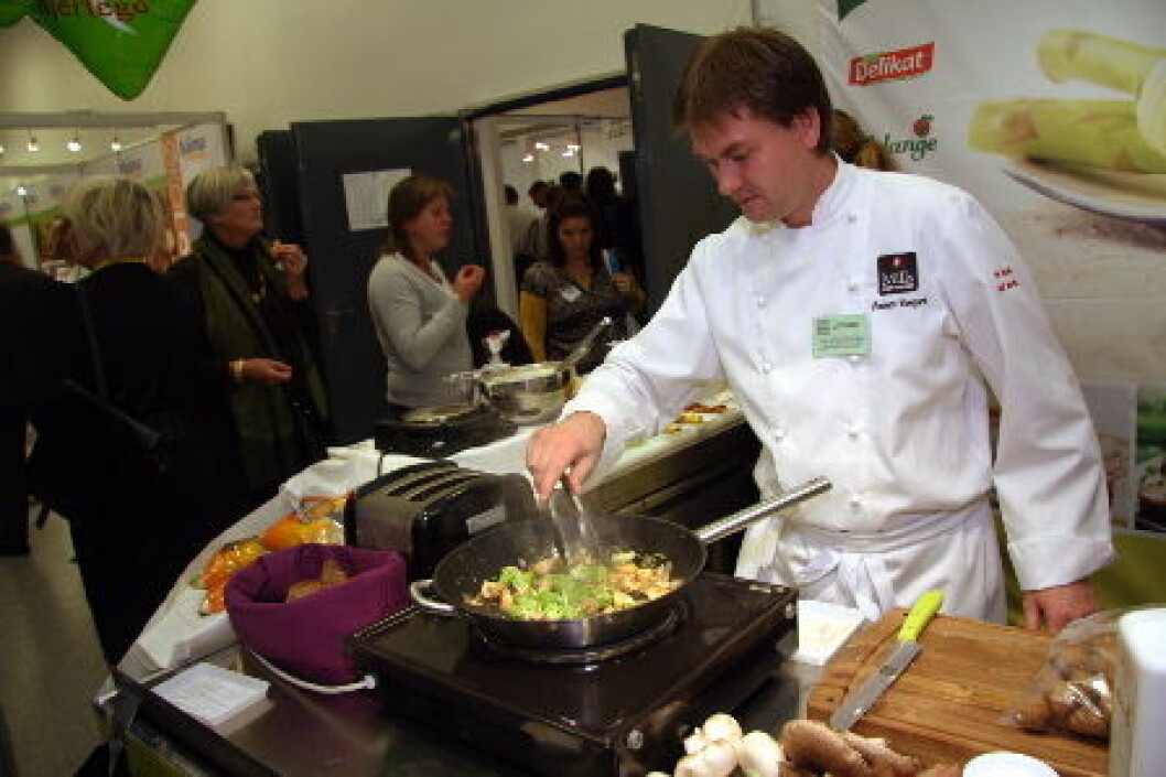 Mills Proff Partner Anders Bongard nett Mills Proff Partner Anders Bongard nett