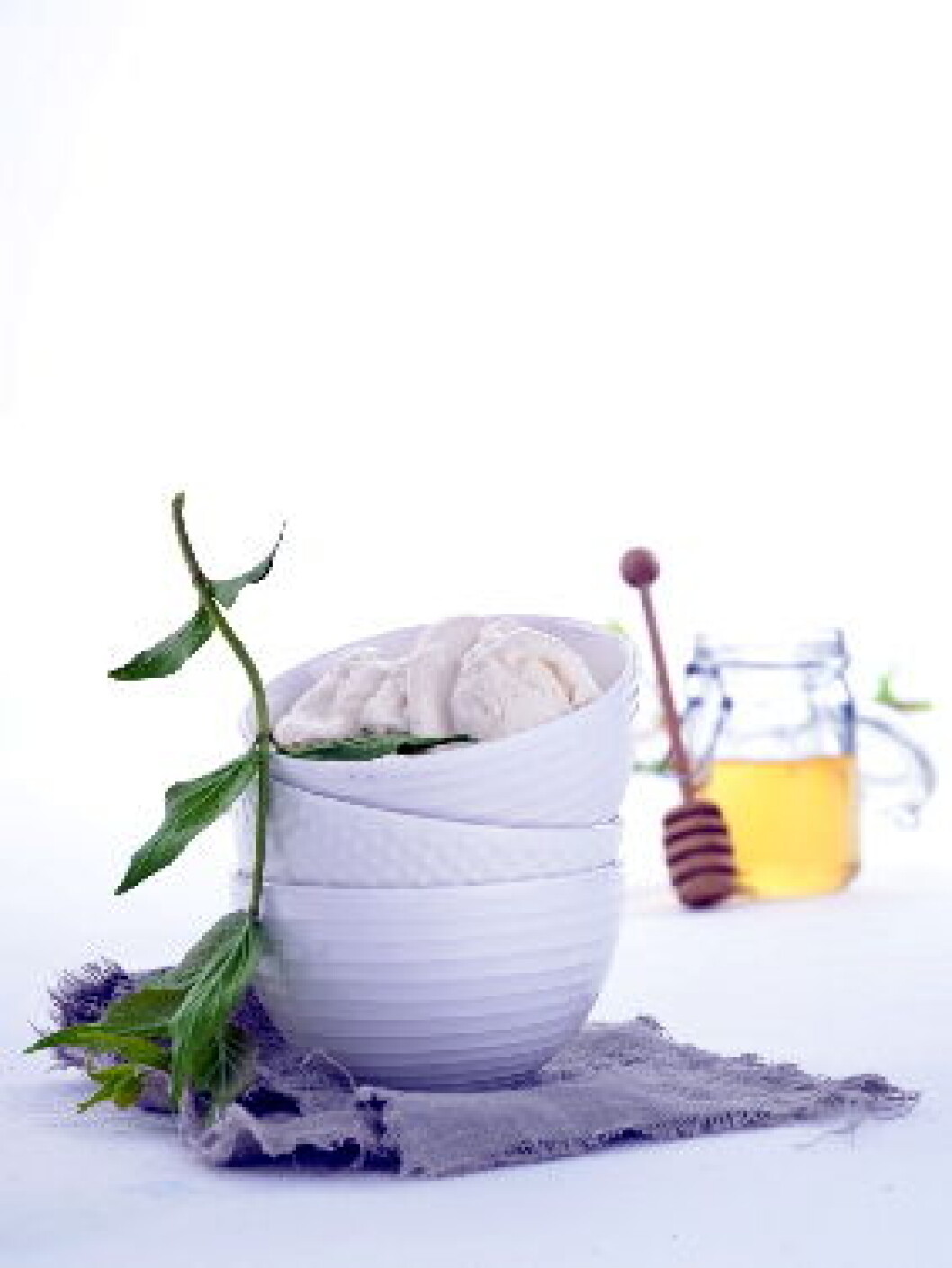 Sommerdessert HonningSorbet1 Sommerdessert HonningSorbet1