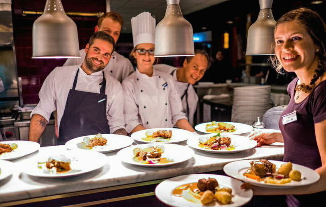 Spis for 100 Kristiansand Brasserie C Hotel Caledonien Foto Tor Erik Schrøder Spis for 100 Kristiansand Brasserie C Hotel Caledonien Foto Tor Erik Schrøder