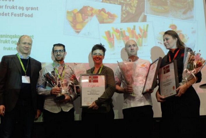 Alle pallvinnerne i NM i sunn fastfood samlet etter kåringen. (Foto: Odd Henrik Vanebo) Alle pallvinnerne i NM i sunn fastfood samlet etter kåringen. (Foto: Odd Henrik Vanebo)