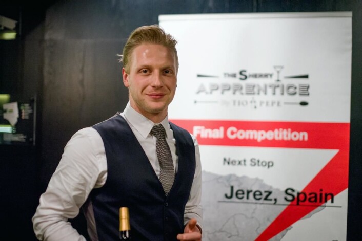 Himkok-bartenderen Maroš Dzurus vant Sherry Apprentice Tio Pepe Sherry på The Thief. (Foto Kyle Meyr) Himkok-bartenderen Maroš Dzurus vant Sherry Apprentice Tio Pepe Sherry på The Thief. (Foto Kyle Meyr)