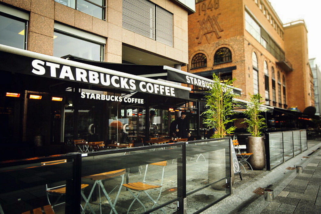 Starbucks på Aker Brygge (Foto: Peter Solnør/Starbucks Norge) Starbucks på Aker Brygge (Foto: Peter Solnør/Starbucks Norge)