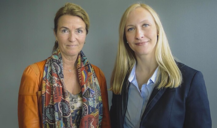 Renate Larsen sammen med styreleder Marianne E. Johnsen. Renate Larsen sammen med styreleder Marianne E. Johnsen.