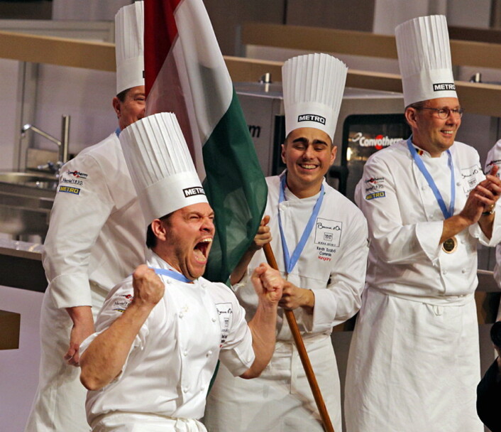Stor stas med ungarsk seier i Budapest. (Foto: Bocuse d'Or Europe/Le Fotographe) Stor stas med ungarsk seier i Budapest. (Foto: Bocuse d'Or Europe/Le Fotographe)