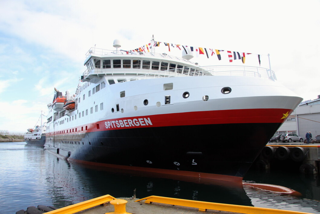 MS Spitsbergen til kai i Svolvær onsdag 29. juni. (Foto: Morten Holt) MS Spitsbergen til kai i Svolvær onsdag 29. juni. (Foto: Morten Holt)