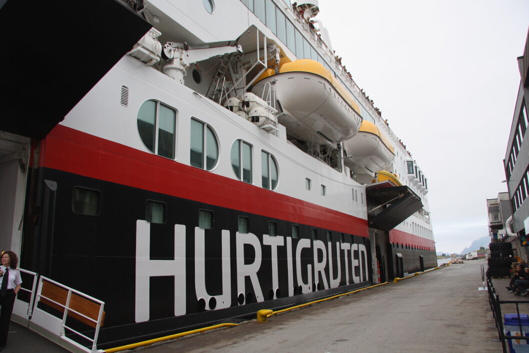 Hurtigruten på omdømmetoppen. (Foto: Morten Holt) Hurtigruten på omdømmetoppen. (Foto: Morten Holt)