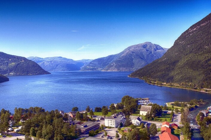 First Hotels etablerer seg i Kinsarvik i Hardanger når Kinsarvik Fjordhotell blir til First Hotel Kinsarvik. First Hotels etablerer seg i Kinsarvik i Hardanger når Kinsarvik Fjordhotell blir til First Hotel Kinsarvik.