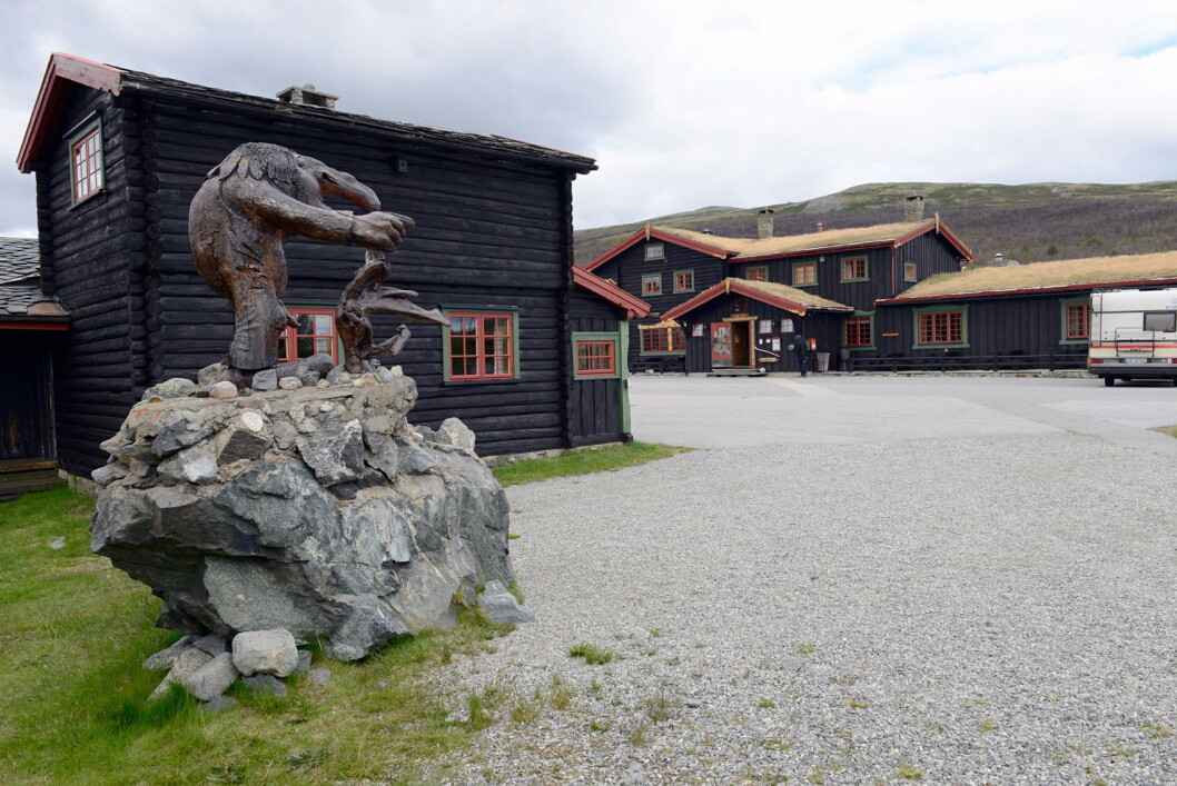 Dovregubbens Hall på Dovrefjell er lagt ut for salg. Dovregubbens Hall på Dovrefjell er lagt ut for salg.