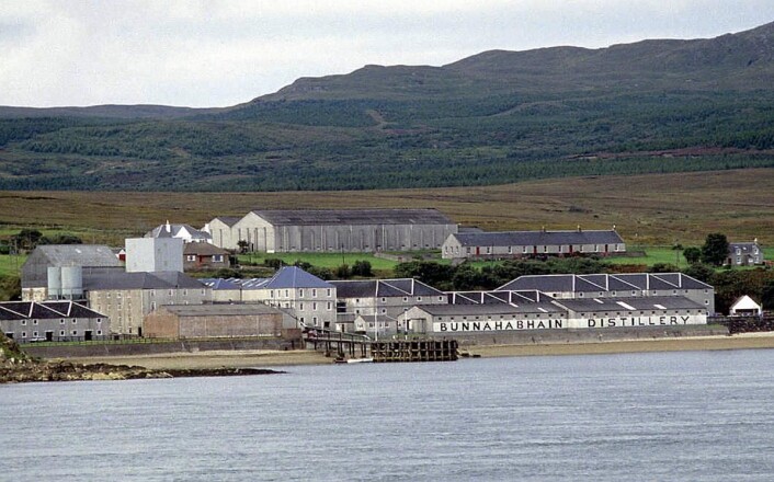 Bunnahabhain er basislisteført på Vinmonopolet med whiskyen Toiteach Islay Single Malt. Bunnahabhain er basislisteført på Vinmonopolet med whiskyen Toiteach Islay Single Malt.