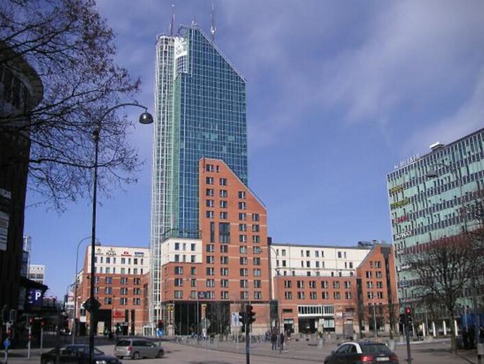 Hotellet er markant i den svenske byen. Hotellet er markant i den svenske byen.
