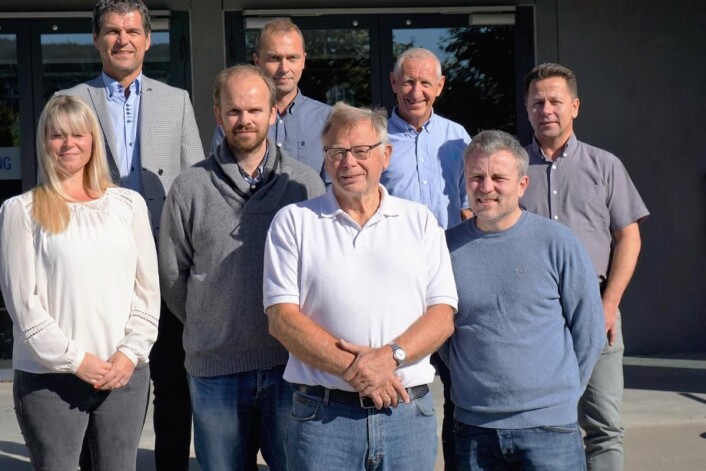 Komiteen for NM i maskinoppvask 2017. Foran fra venstre: Kathrine Berg Starheim (Enor), Lars Felde (Lilleborg Profesjonell), Arne Dalseng (BFSN), Ronny Braun (Lilleborg Profesjonell) Bak fra venstre: Henning Brun (Ecolab), Brede Hemma (Fredrikstad Storkjøkkensenter), Bjørn Lundby (Lubeco) og Joe Harald Strand (BFSN). Bent Hartvig (Hobart Norge) var ikke til stede da bildet ble tatt. (Foto: BFSN)<br /> Komiteen for NM i maskinoppvask 2017. Foran fra venstre: Kathrine Berg Starheim (Enor), Lars Felde (Lilleborg Profesjonell), Arne Dalseng (BFSN), Ronny Braun (Lilleborg Profesjonell) Bak fra venstre: Henning Brun (Ecolab), Brede Hemma (Fredrikstad Storkjøkkensenter), Bjørn Lundby (Lubeco) og Joe Harald Strand (BFSN). Bent Hartvig (Hobart Norge) var ikke til stede da bildet ble tatt. (Foto: BFSN)<br /> 