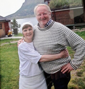Anita Vik og Eyvind Hellstrøm kom godt overens da mesterkokken besøkte stedet i 2012. (Foto: Privat) Anita Vik og Eyvind Hellstrøm kom godt overens da mesterkokken besøkte stedet i 2012. (Foto: Privat)