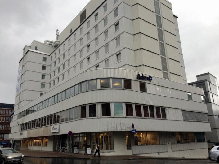 Ved å velge energismarte løsninger i oppussingen av hotellet, sikret Radisson Blu Hotel i Tromsø en energisparing på hele 25 prosent i 2015. (Foto: Morten Holt) Ved å velge energismarte løsninger i oppussingen av hotellet, sikret Radisson Blu Hotel i Tromsø en energisparing på hele 25 prosent i 2015. (Foto: Morten Holt)