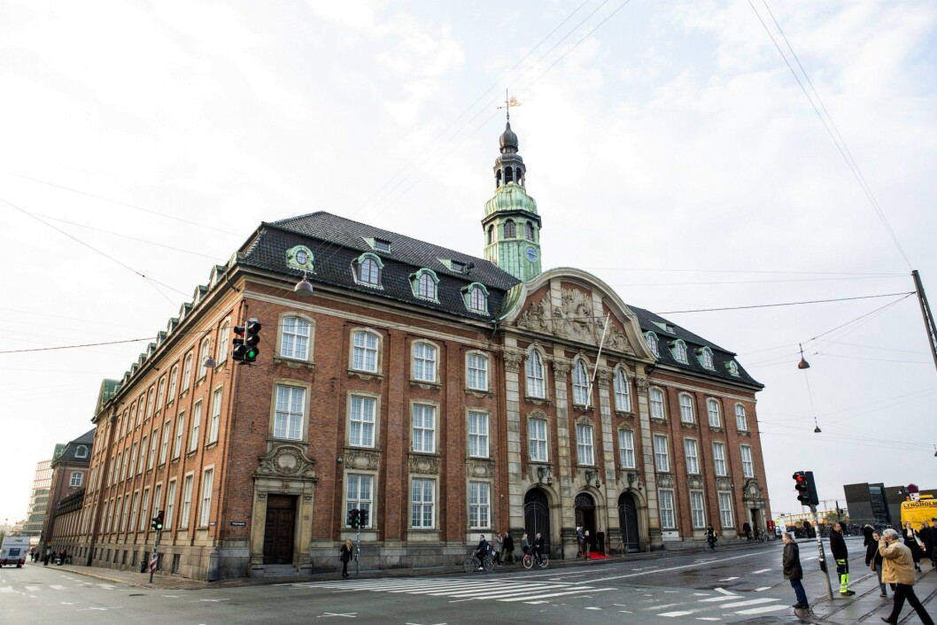Postbygningen fra 1912 i København sentrum, blir nå et hotell i regi Petter A. Stordalen. Postbygningen fra 1912 i København sentrum, blir nå et hotell i regi Petter A. Stordalen.