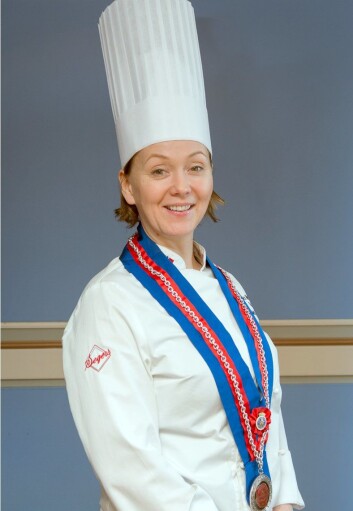 Mette Løfblad, Oldermann i Kokkenes Mesterlaug Oslo. (Foto: Kvitebjørn foto). Mette Løfblad, Oldermann i Kokkenes Mesterlaug Oslo. (Foto: Kvitebjørn foto).