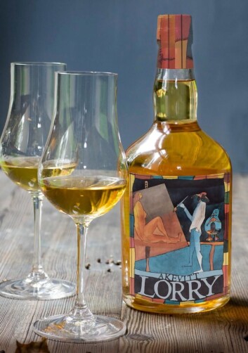 Lorrsy Akevitt. Lorrsy Akevitt.