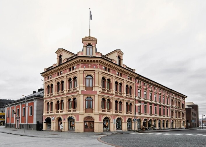 Ambassadeur Hotel, ett av de to hotellene i Drammen som blir Scandic-hotell fra 1. januar 2017. Ambassadeur Hotel, ett av de to hotellene i Drammen som blir Scandic-hotell fra 1. januar 2017.