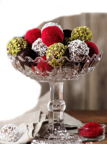 Rawfoodboller med gløgg<strong>.</strong> Rawfoodboller med gløgg<strong>.</strong>