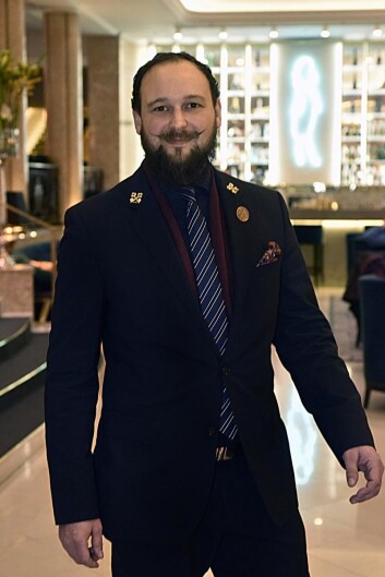 President i Norsk Hotell Portier Forening, Erik Skarsheim. President i Norsk Hotell Portier Forening, Erik Skarsheim.
