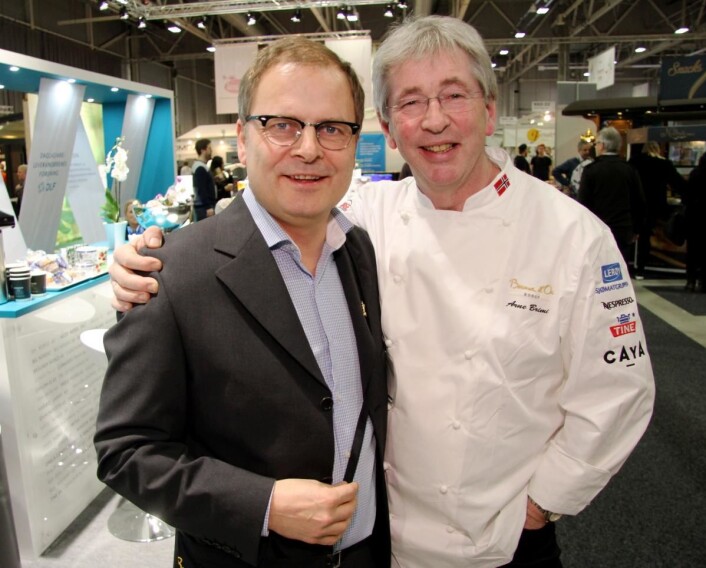 Arne Brimi sammen med daglig leder for Bocuse d'Or Norge, Arne Sørvig. (Foto: Morten Holt) Arne Brimi sammen med daglig leder for Bocuse d'Or Norge, Arne Sørvig. (Foto: Morten Holt)
