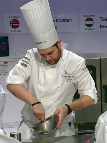 Den siste finpussen for Christopher Davidsen og det norske Bocuse d'Or-laget er gjort hos tidligere vinner av konkurransen, Regis Marcon. Den siste finpussen for Christopher Davidsen og det norske Bocuse d'Or-laget er gjort hos tidligere vinner av konkurransen, Regis Marcon.