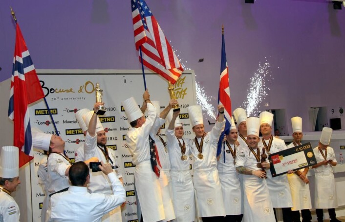 Norge, USA og Island på pallen i Bocuse d'Or 2017 i Lyon. (Foto: Morten Holt) Norge, USA og Island på pallen i Bocuse d'Or 2017 i Lyon. (Foto: Morten Holt)