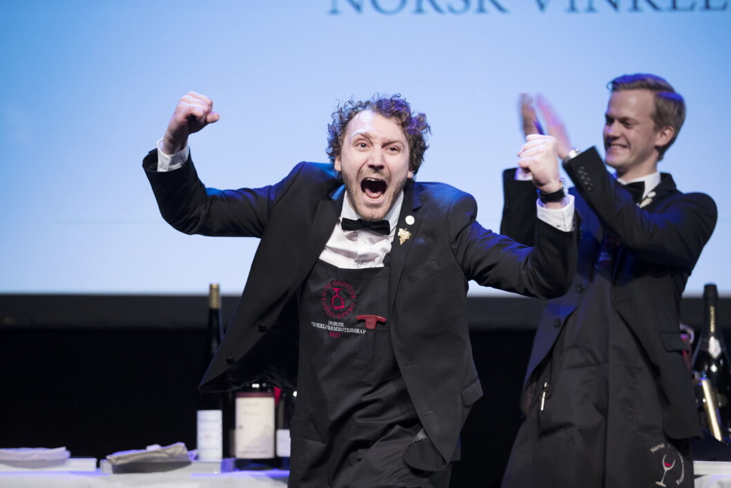 Gull til Simon Zimmermann fra restaurant Happolati. Bak sølvvinneren Henrik Dahl Jansen. Gull til Simon Zimmermann fra restaurant Happolati. Bak sølvvinneren Henrik Dahl Jansen.