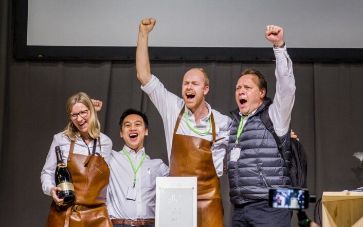 Hilde Klerck-Nilssen, Dinh Tran, Petter Brinchmann og Jan Arstad mottok prisen for beste stand på vegne av Nortura Proff. (Foto: Ihne Pedersen) Hilde Klerck-Nilssen, Dinh Tran, Petter Brinchmann og Jan Arstad mottok prisen for beste stand på vegne av Nortura Proff. (Foto: Ihne Pedersen)