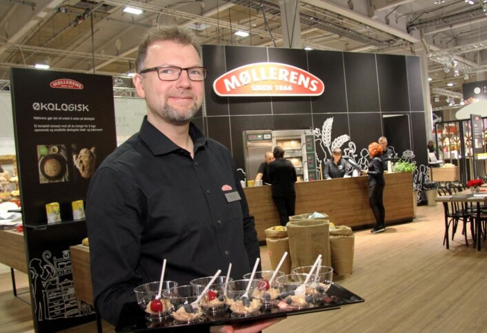 Bakermester Stig Arne Ekker på Møllerens stand på Smak 2017. (Foto: Morten Holt) Bakermester Stig Arne Ekker på Møllerens stand på Smak 2017. (Foto: Morten Holt)
