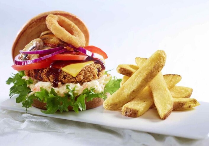 Liv Laga Vegetarburger med ost og soltørkede tomater. Liv Laga Vegetarburger med ost og soltørkede tomater.