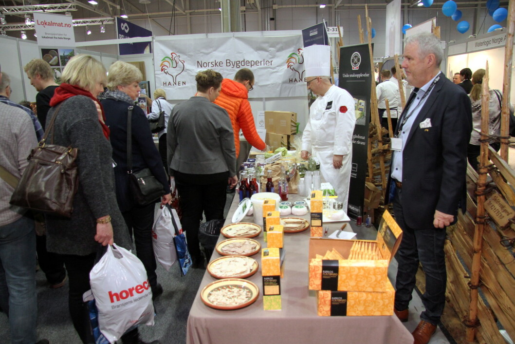 Lokalmat-standen på Smak 2017. (Foto: Morten Holt) Lokalmat-standen på Smak 2017. (Foto: Morten Holt)